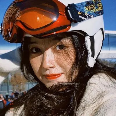 茱莉小姐